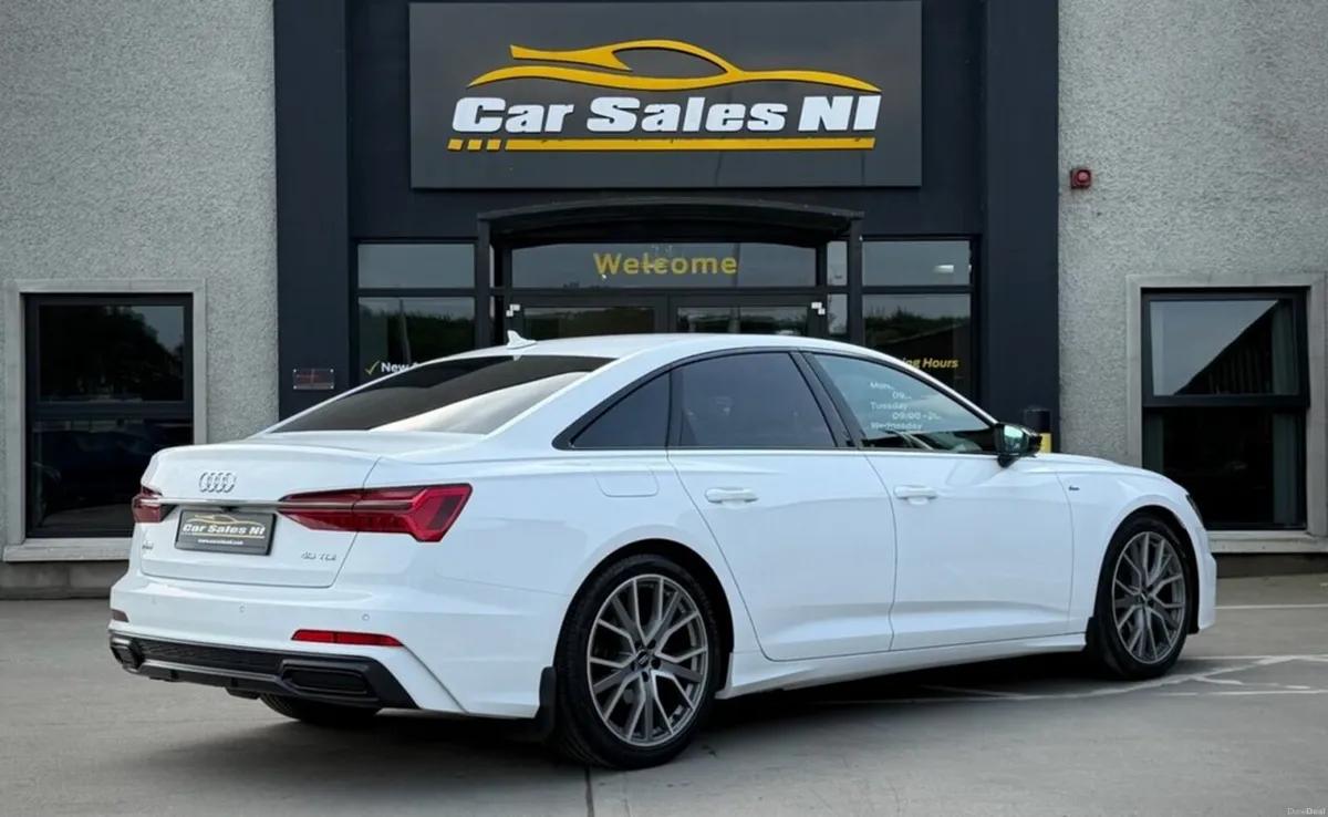 2.0 TDI 40 Black Edition Saloon 4dr Diesel S Troni - Image 4