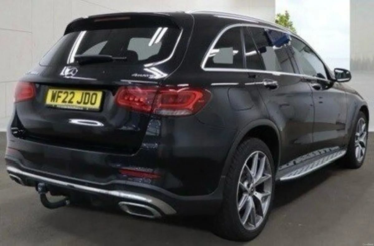 2.0 GLC300d AMG Line (Premium Plus) SUV 5dr Diesel - Image 4