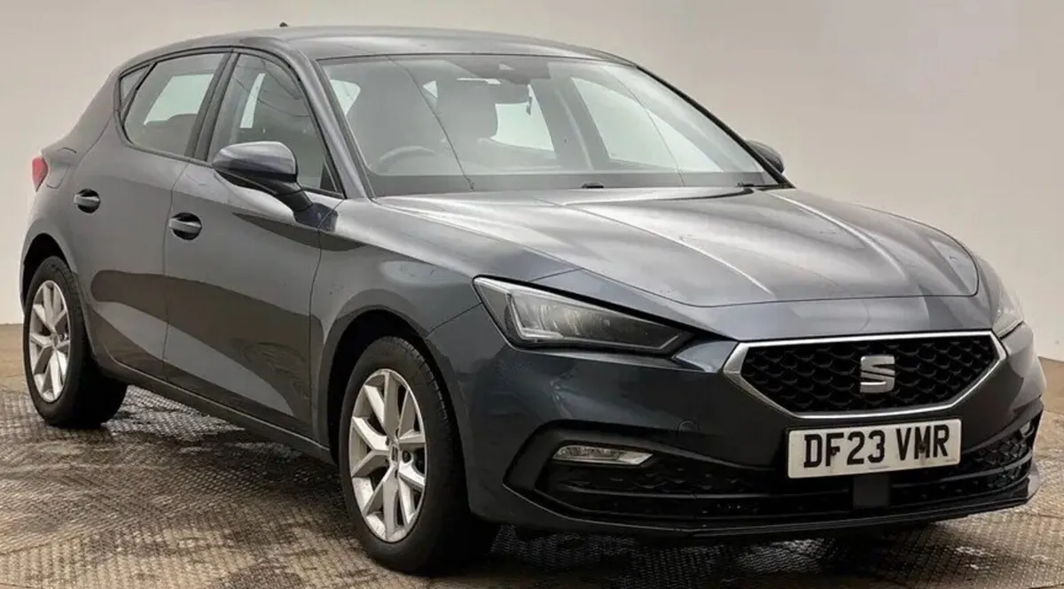2.0 TDI SE Hatchback 5dr Diesel Manual Euro 6 (s/s - Image 1