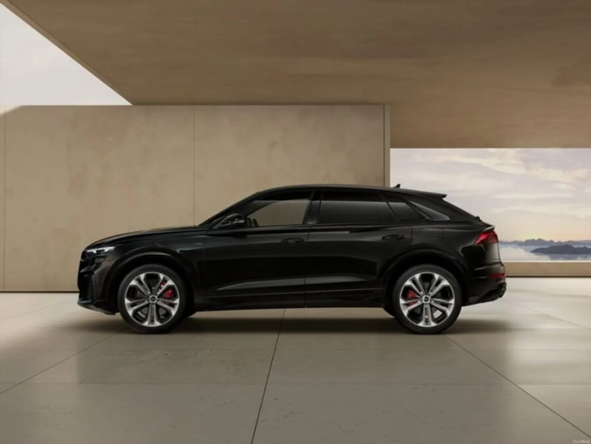 Audi Q8 Q8 SUV 60 TFSIE Q COMP 490PS - Image 5