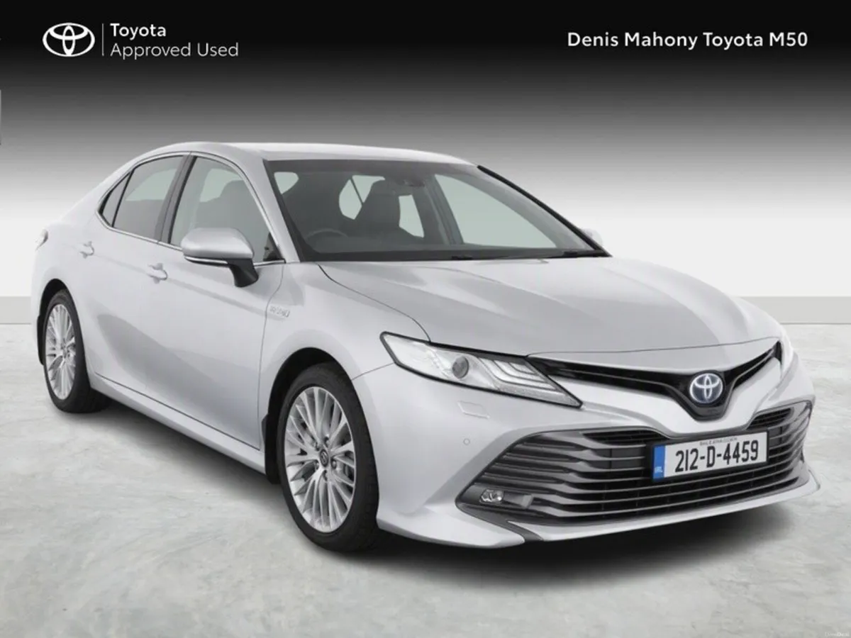Toyota Camry Hybrid Platinum - Image 1