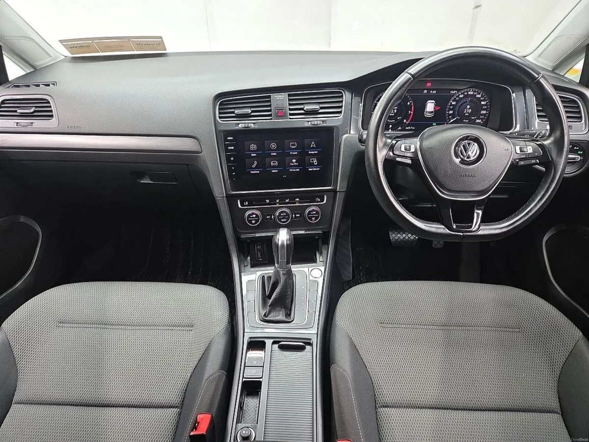 Volkswagen Golf 1.2 TSI Comfort Tech Edition DSG - Image 3