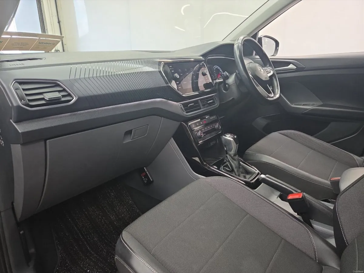 Volkswagen T-Cross 1.0 TSI First Edition Plus DSG - Image 4