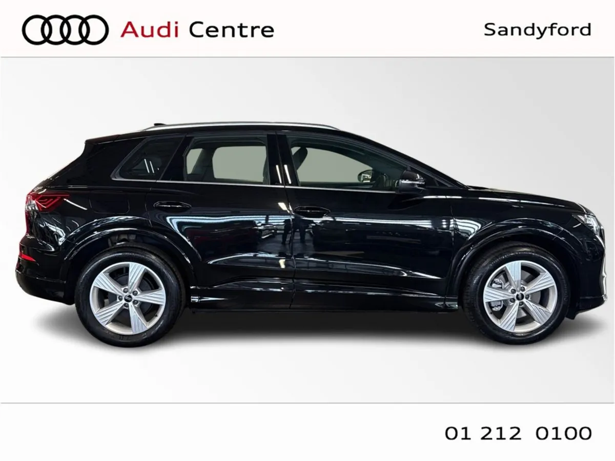 Audi Q4 e-tron PERFORMANCE ADVANCE - Image 2