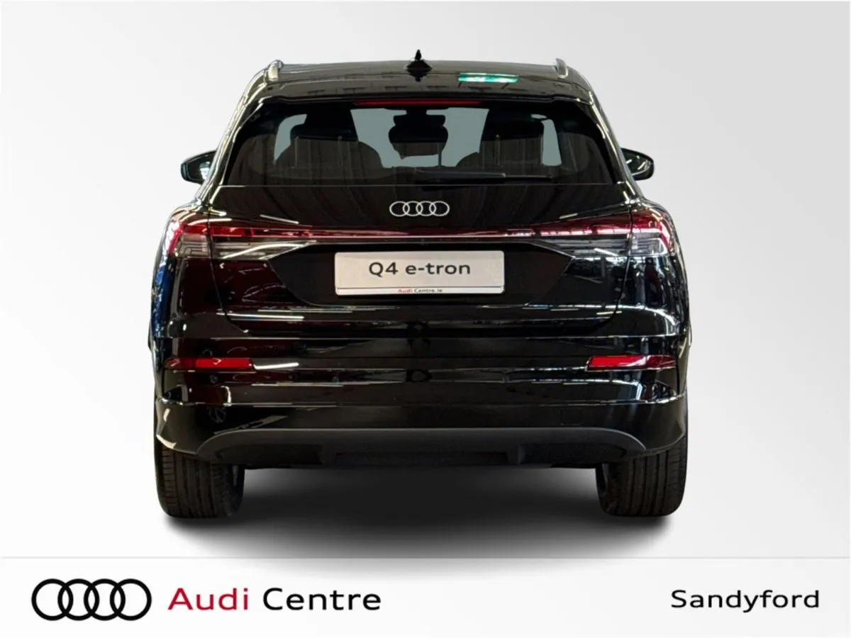 Audi Q4 e-tron PERFORMANCE ADVANCE - Image 4