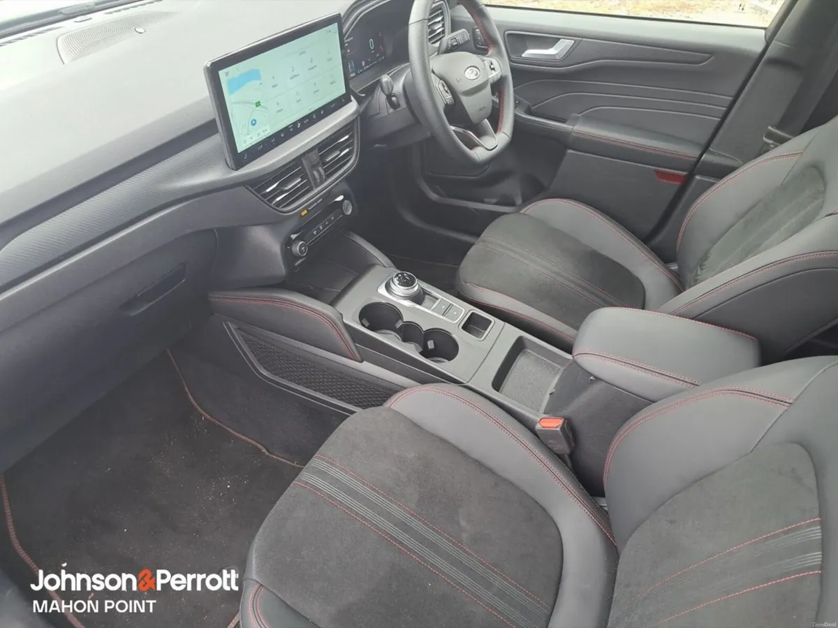 Ford Kuga 2.5 Duratec 243PS PHEV ST-Line X Ed Auto - Image 3