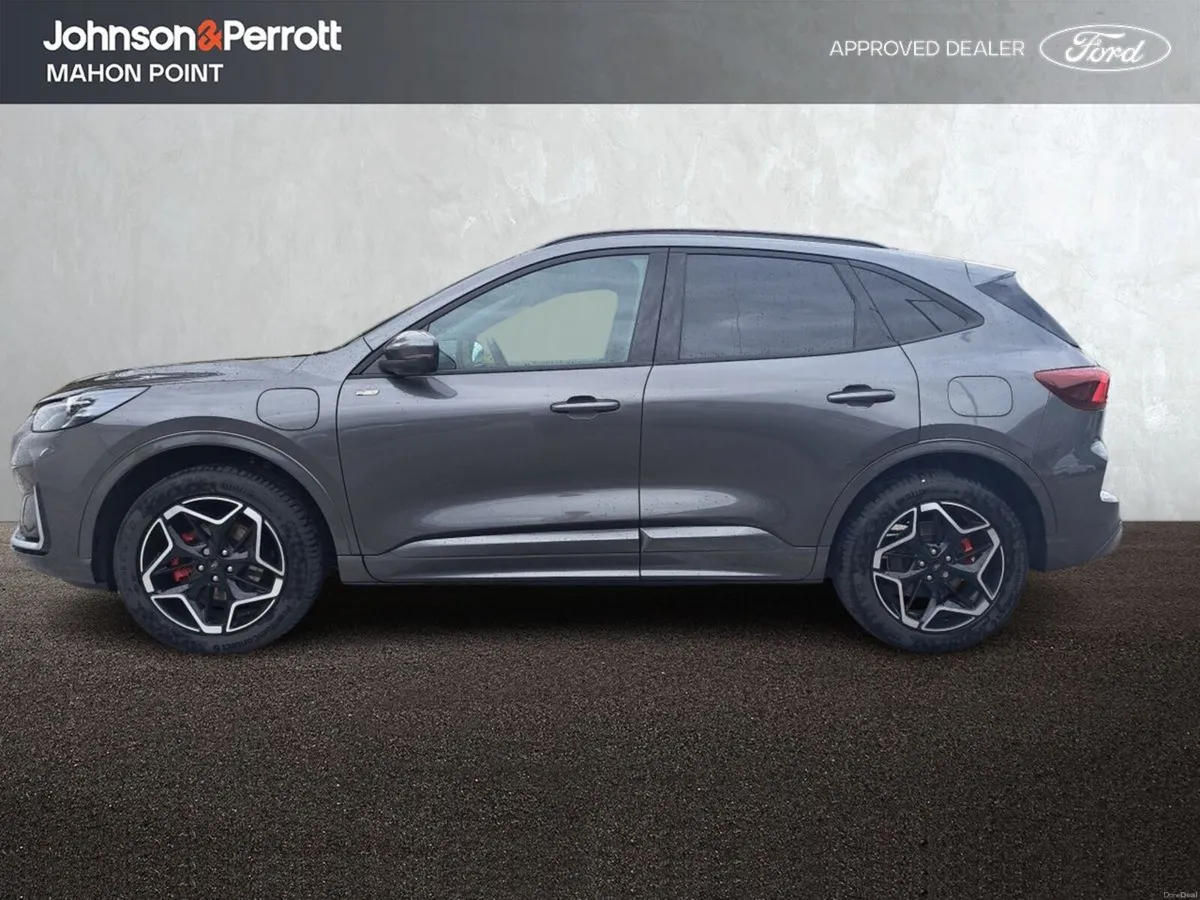 Ford Kuga 2.5 Duratec 243PS PHEV ST-Line X Ed Auto - Image 6