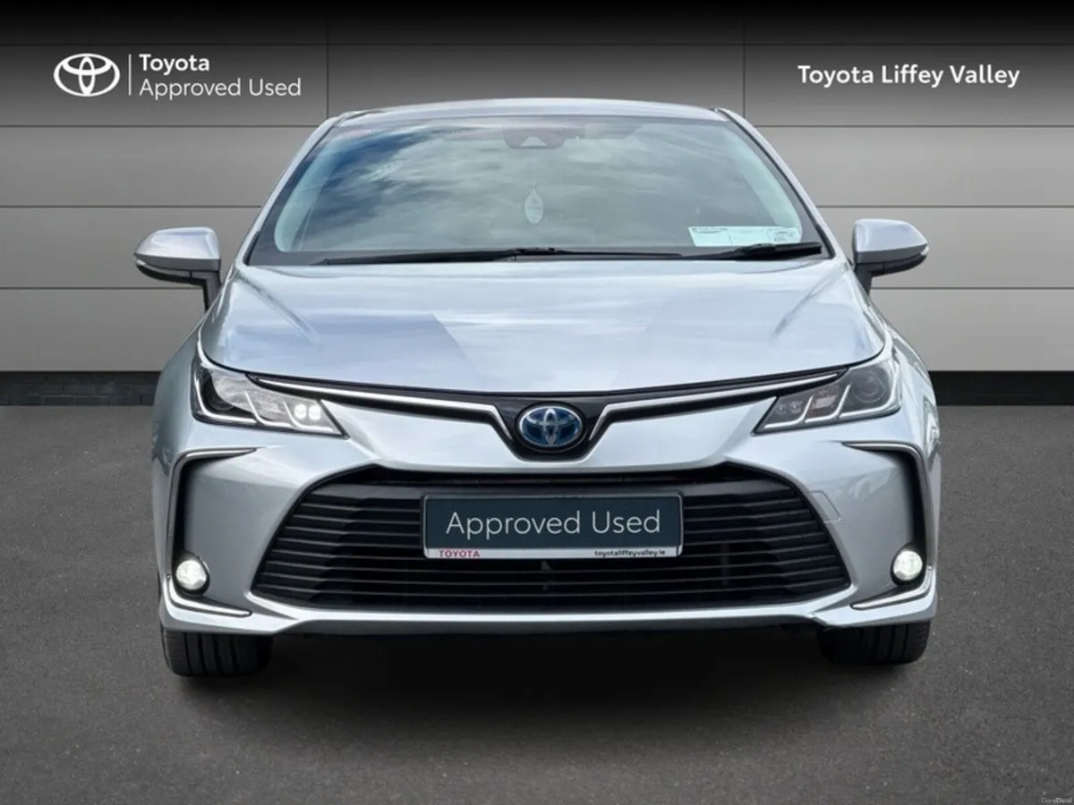 Toyota Corolla COROLLA LUNA SPORT SALOON HYBRID - Image 5