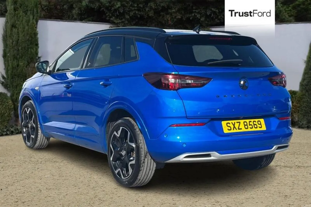 Vauxhall Grandland 1.5 Turbo D Ultimate 5dr Auto - Image 2