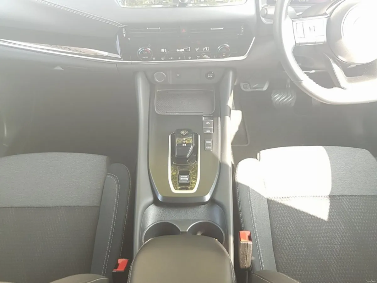 Nissan Qashqai ePOWER QASHQAI SV PREMIUM**€3000 SC - Image 3