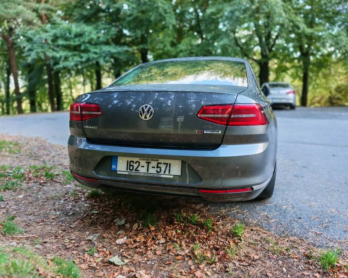 VW Passat 1.6 TDI luxury trim - Image 5