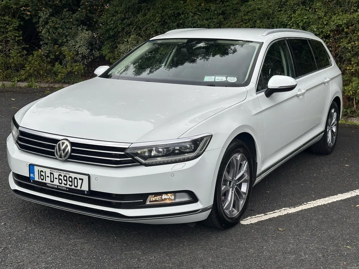 Volkswagen Passat Automatic Highline - Image 1