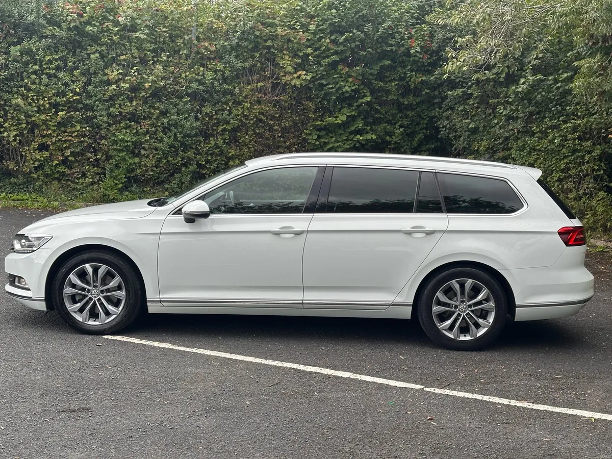 Volkswagen Passat Automatic Highline - Image 6