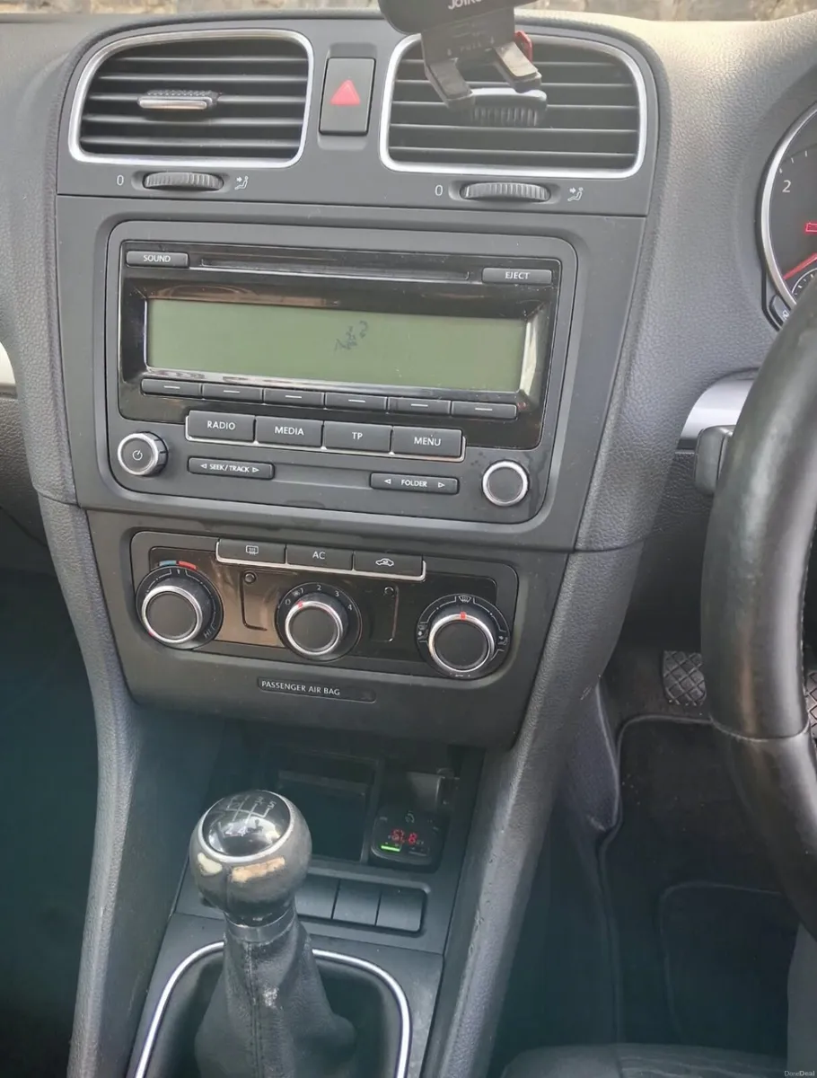 Volkswagen Golf 2011 - Image 5