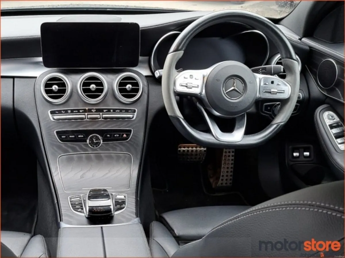 Mercedes-Benz C-Class C 300 Plug In Hybrid Estate - Image 4