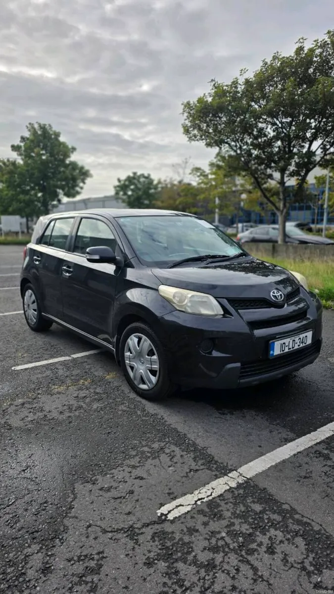 Toyota Urban Cruiser 2010 - Image 2