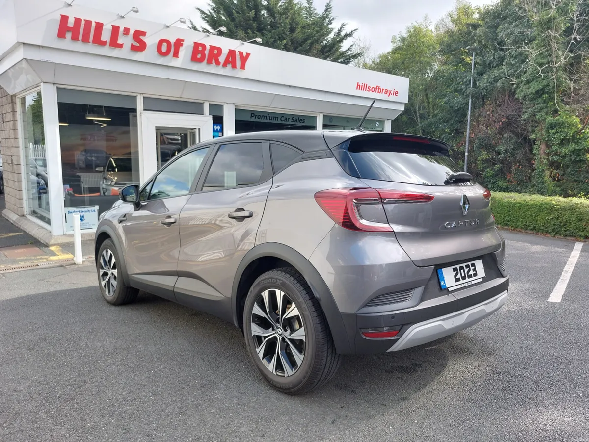 Renault Captur 2023 EVOLUTION TCE FULL HISTORY - Image 5