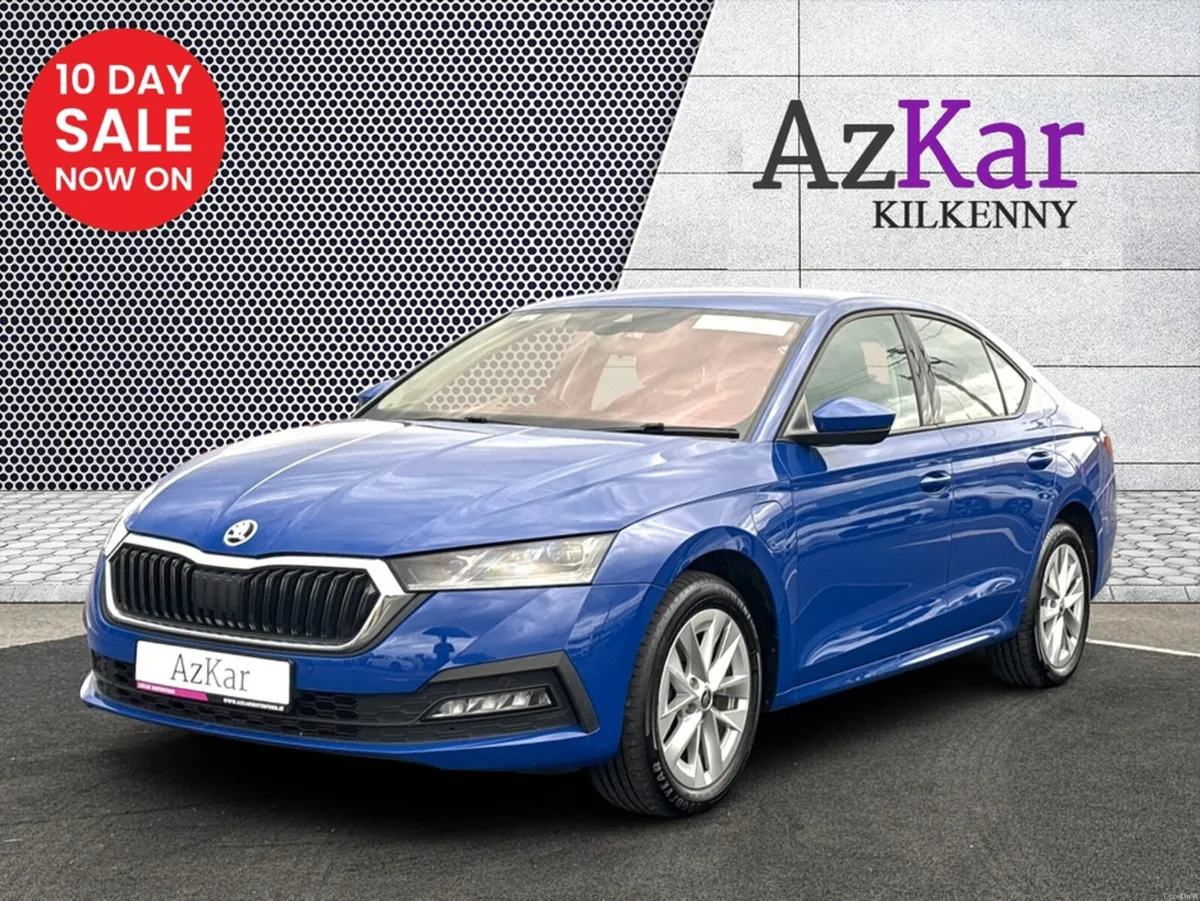 Skoda Octavia 2023 SE-TECH 1.4 PETROL PLUG IN HYBR - Image 3