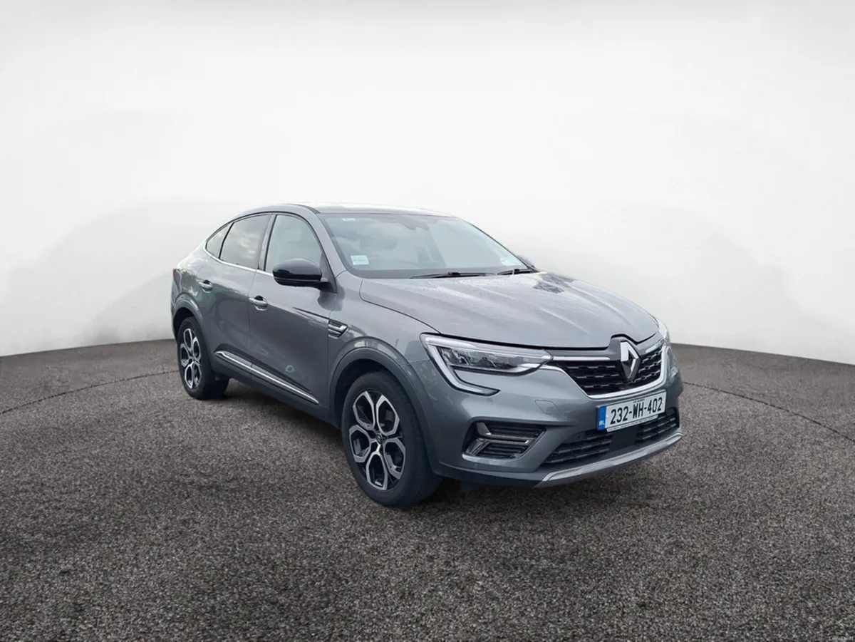 Renault Arkana TECHNO TCE 140 AUTO 5DR - Image 2