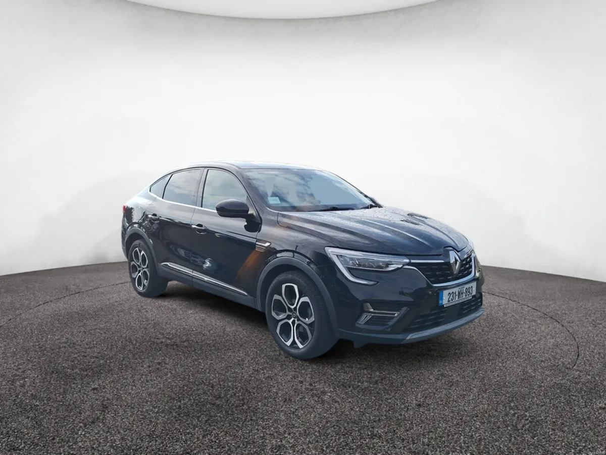 Renault Arkana TECHNO TCE 140 AUTO 5DR - Image 2