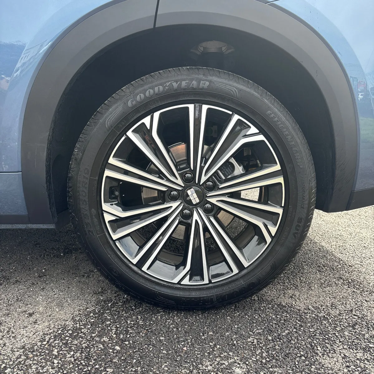 ALL NEW GEELY STARRAY EMI MAX AUTO - Image 4