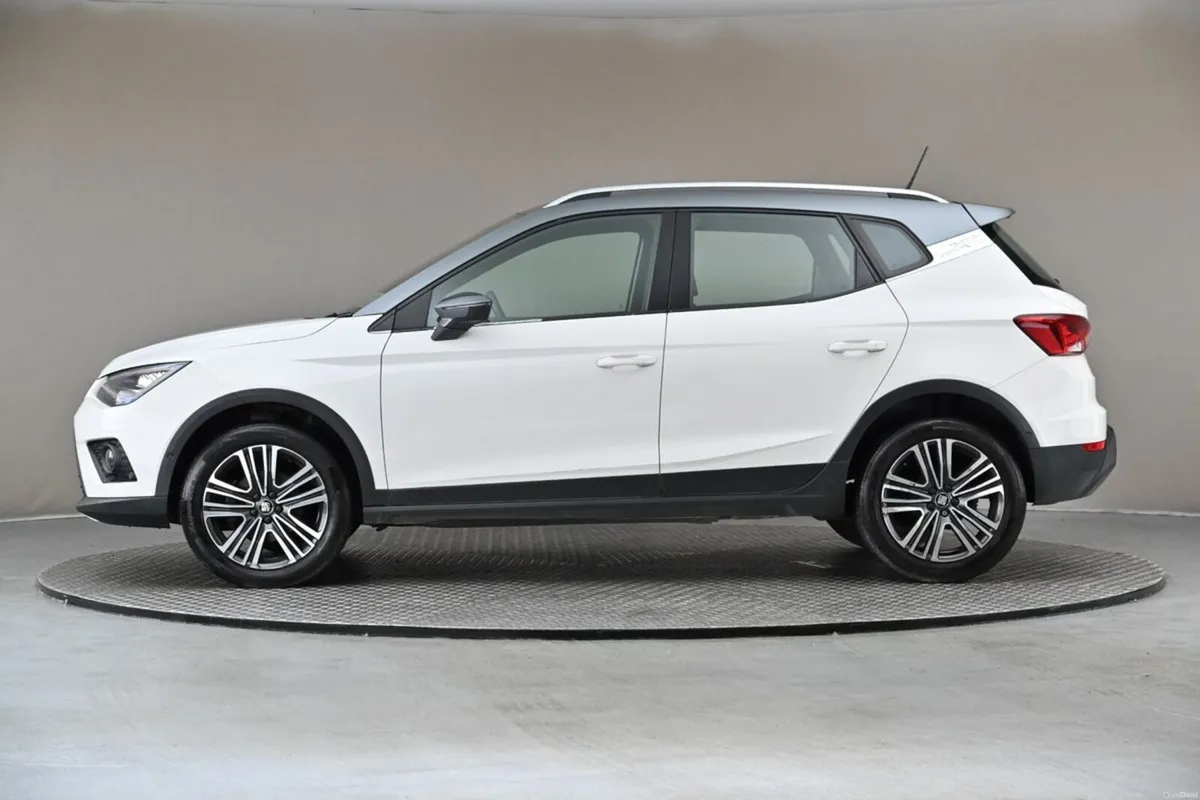 SEAT Arona 1.0TSI 6SPD XCELLENCE **HIGH SPEC**BI-T - Image 5