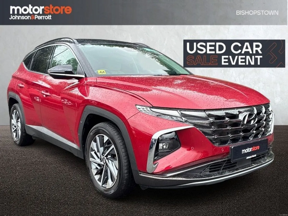 Hyundai Tucson 2WD Executive Plus w 2 Tone Roof - Image 1