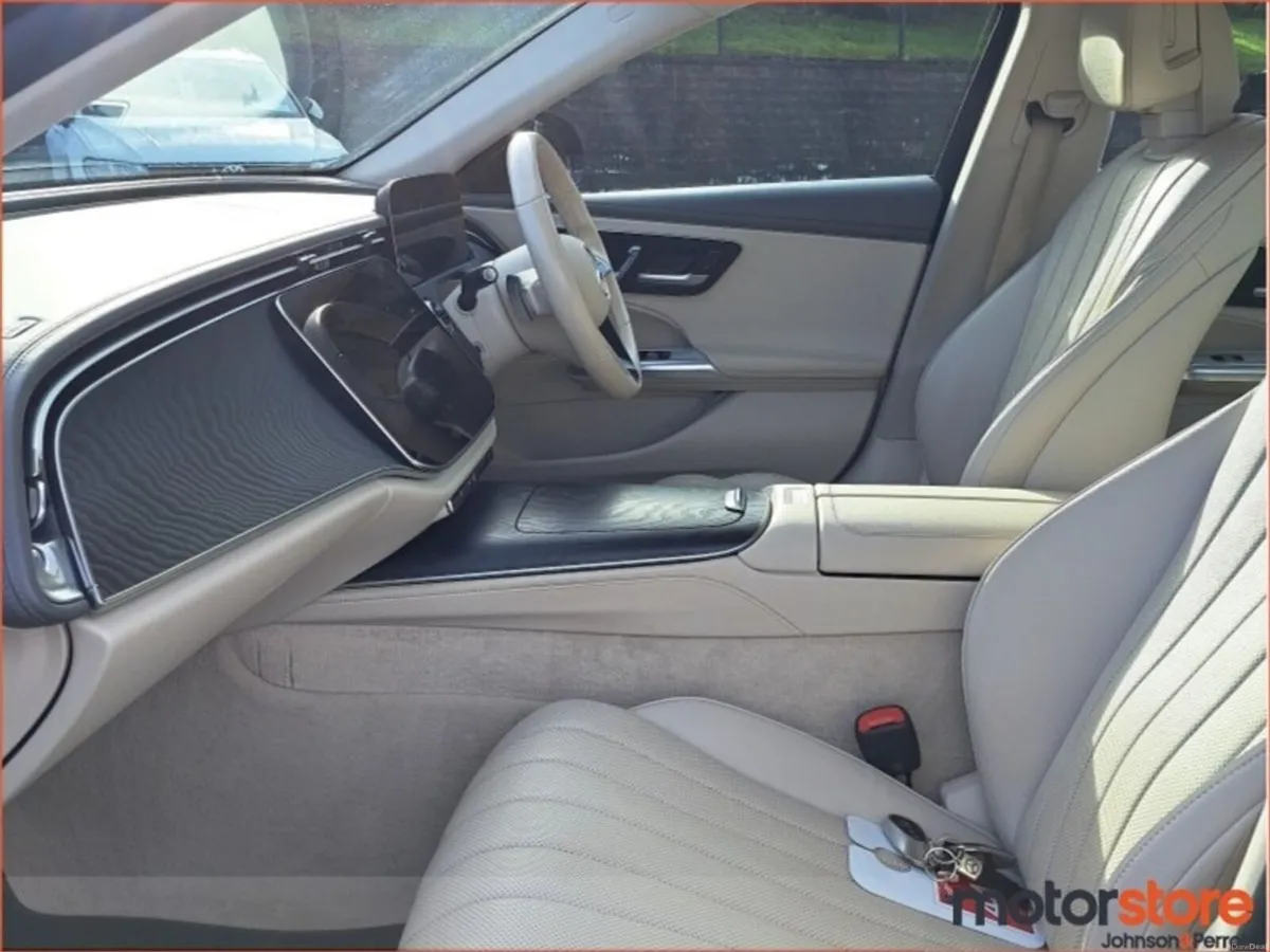 Mercedes-Benz E-Class Avantgarde Plus  with High S - Image 3