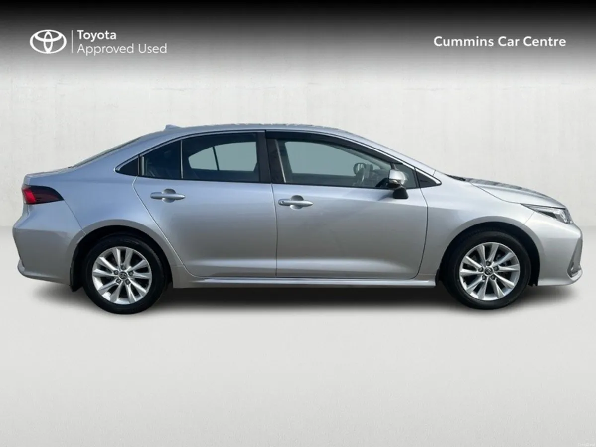 Toyota Corolla LUNA 4DR A - Image 3