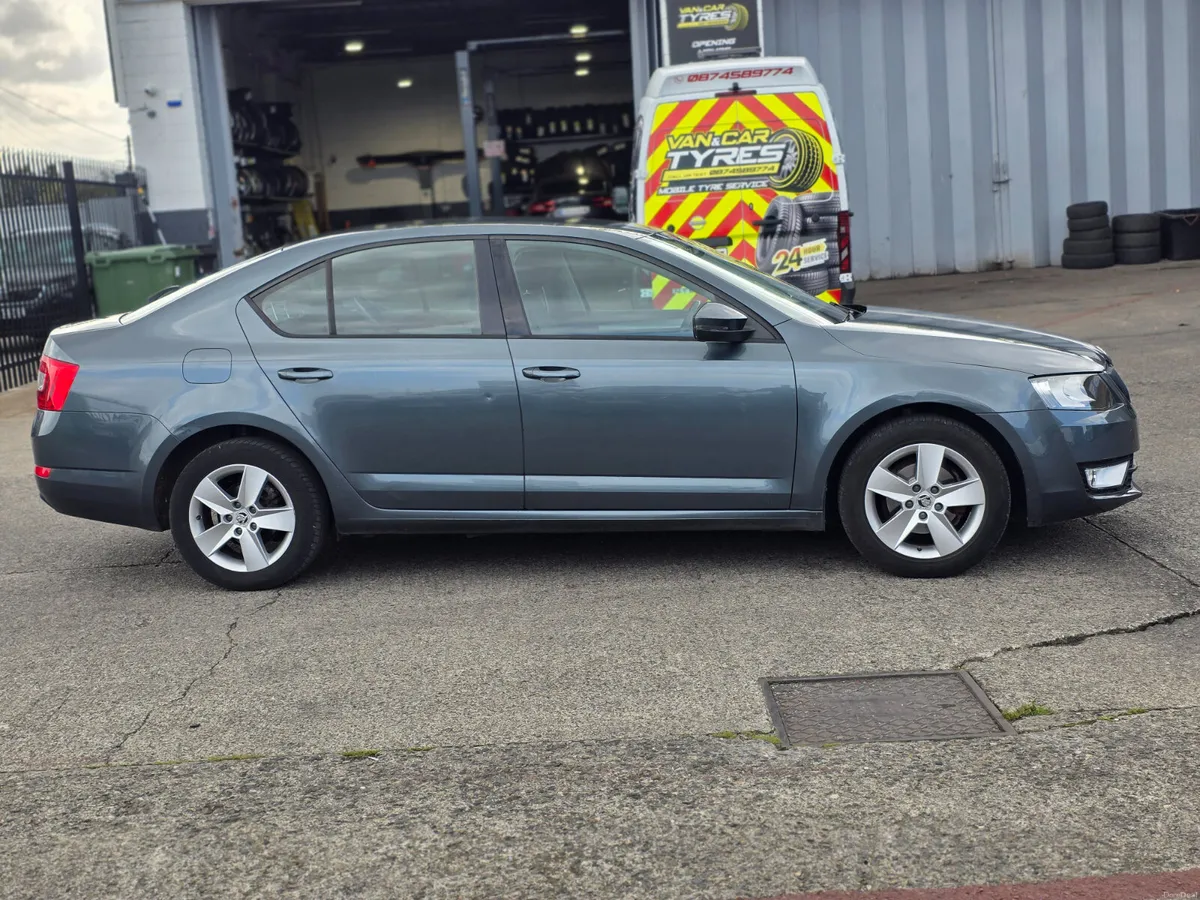 **RESERVED** Skoda Octavia 1.2 TSI AMBITION - Image 4