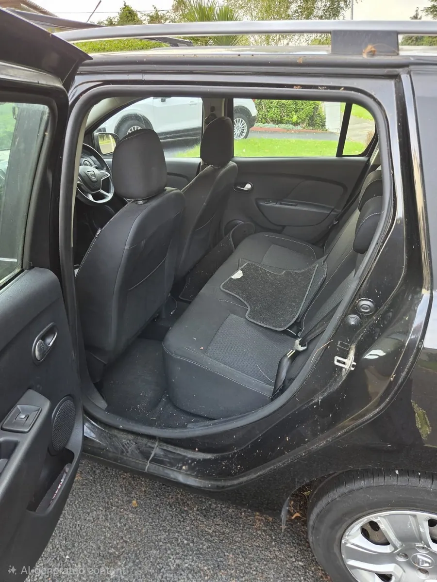 Rare 191 Dacia Logan Estate Only 33,900kms €7950 - Image 4