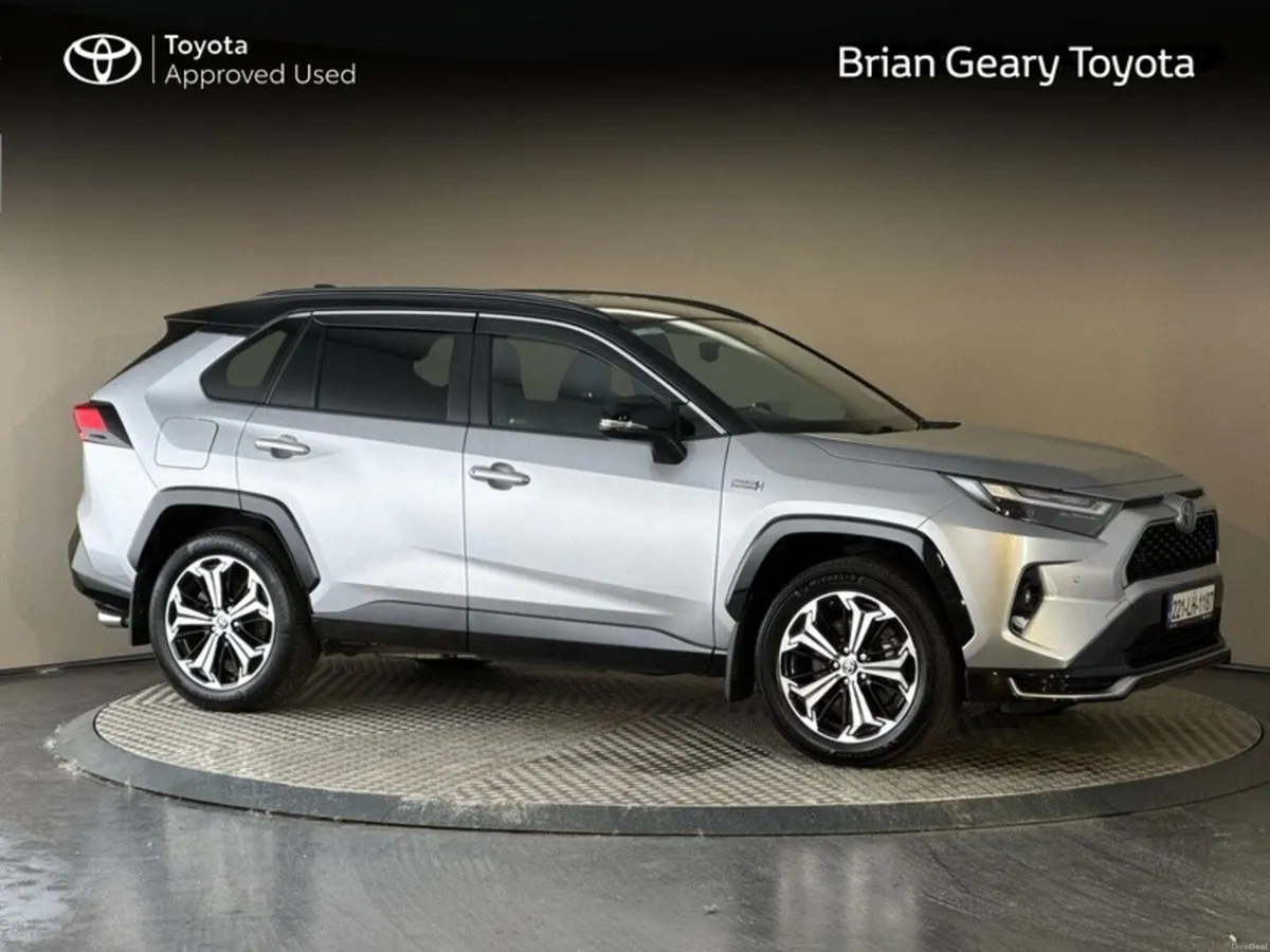 Toyota RAV4 PLUG-IN HYBRID SPORT - Image 1