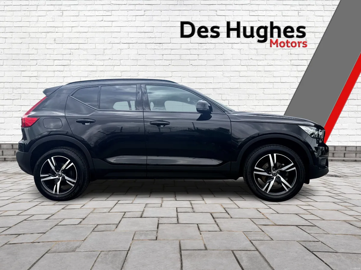 Volvo XC40 T2 R-Design - Image 6