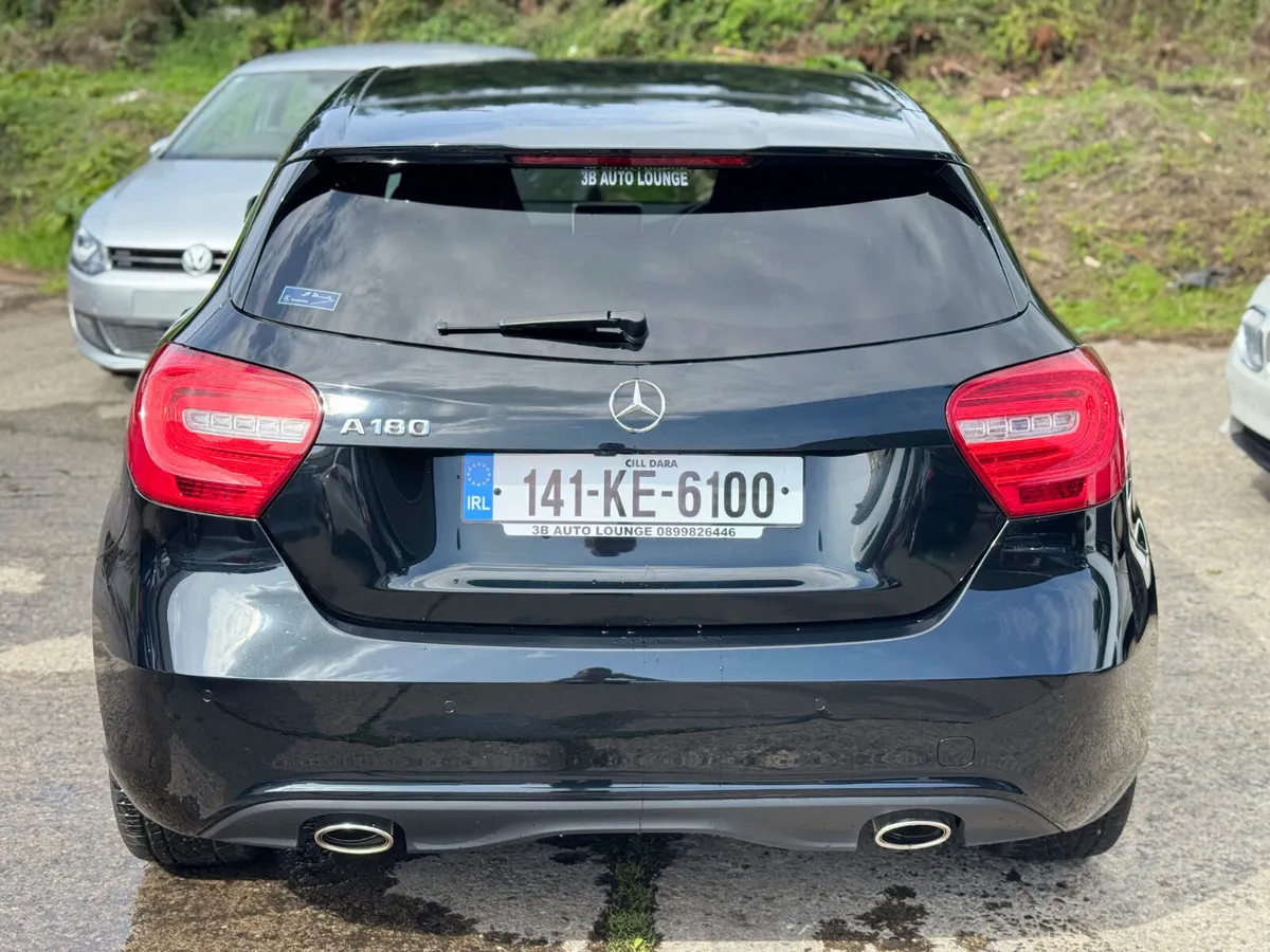 MERCEDES BENZ A180 AMG Line AUTO 2014 24000KM - Image 6