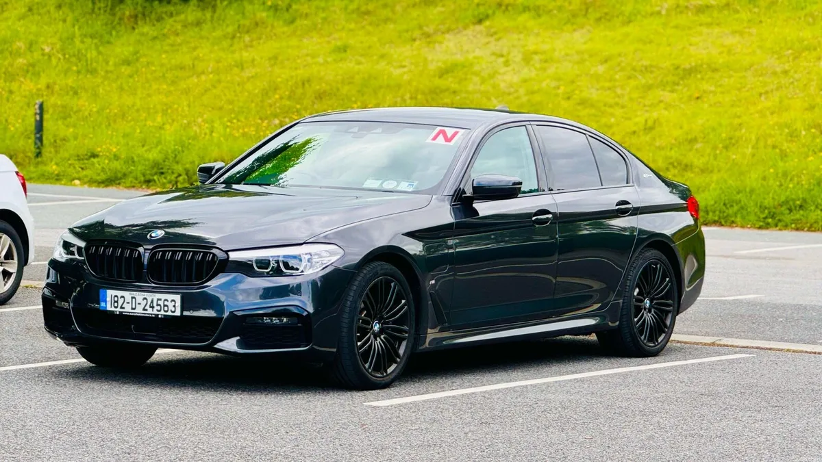 Bmw 2018 530 e Plug in Hybrid - Image 4