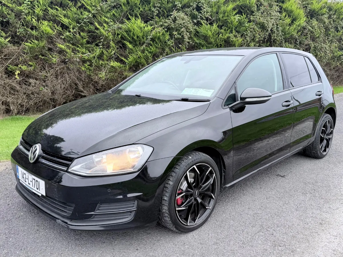 2014 Volkswagen Golf AUTOMATIC - Image 1