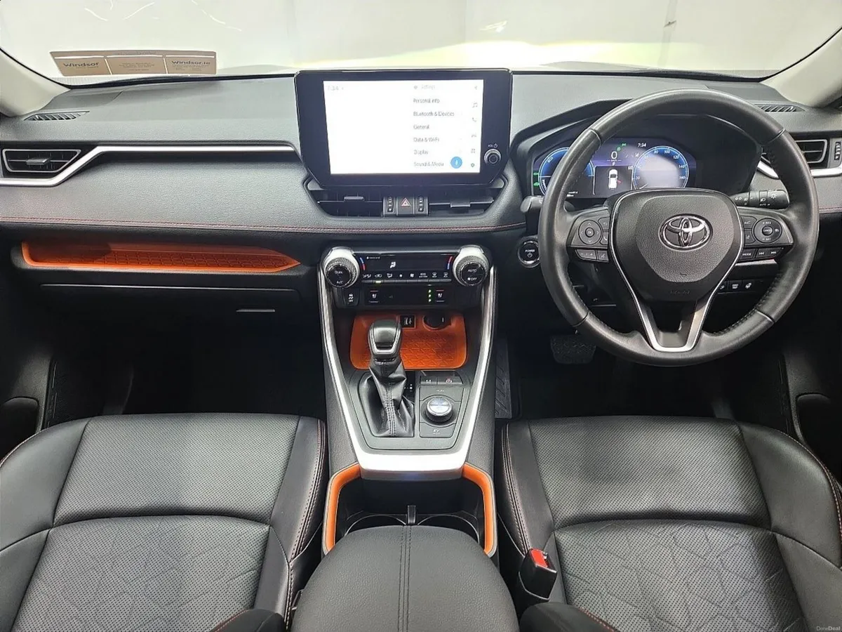 Toyota RAV4 2.5 Hybrid Adventure AWD (E-Four) - Image 3