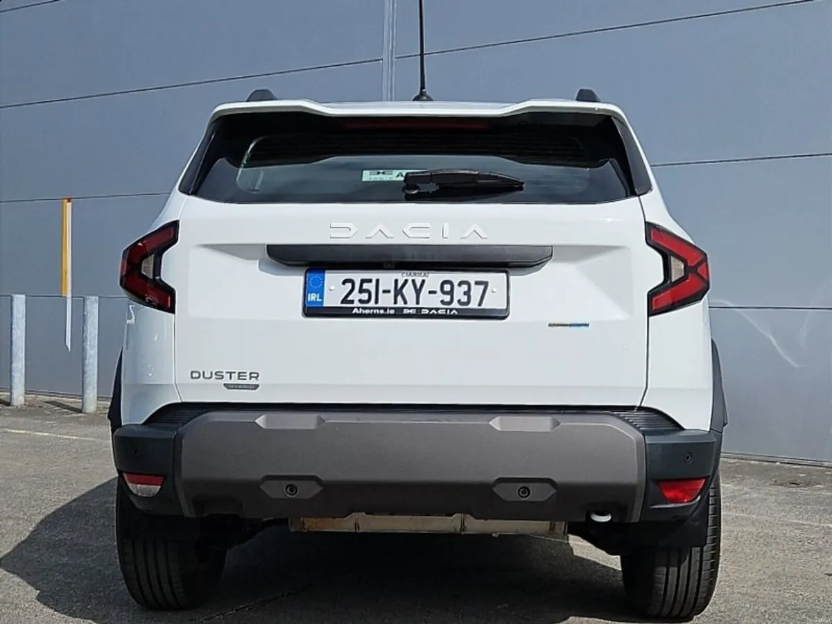 Dacia Duster Expression HEV 155 PS - Image 4