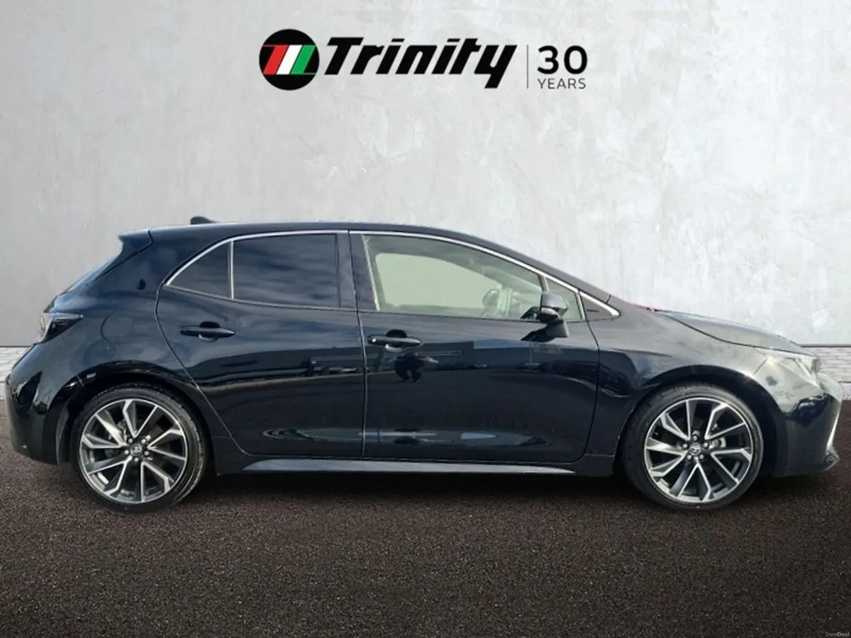 Toyota Corolla ** SPORT ** HRBRID ** TOP SPEC ** T - Image 5