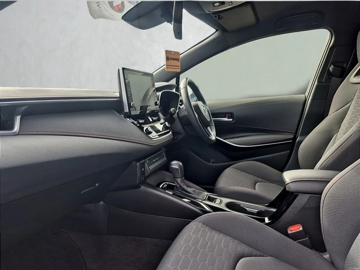 Toyota Corolla ** SPORT ** HRBRID ** TOP SPEC ** T - Image 6