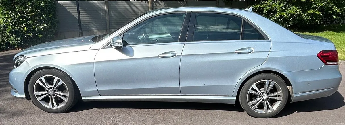 Mercedes-Benz E-Class 2016 - Image 3