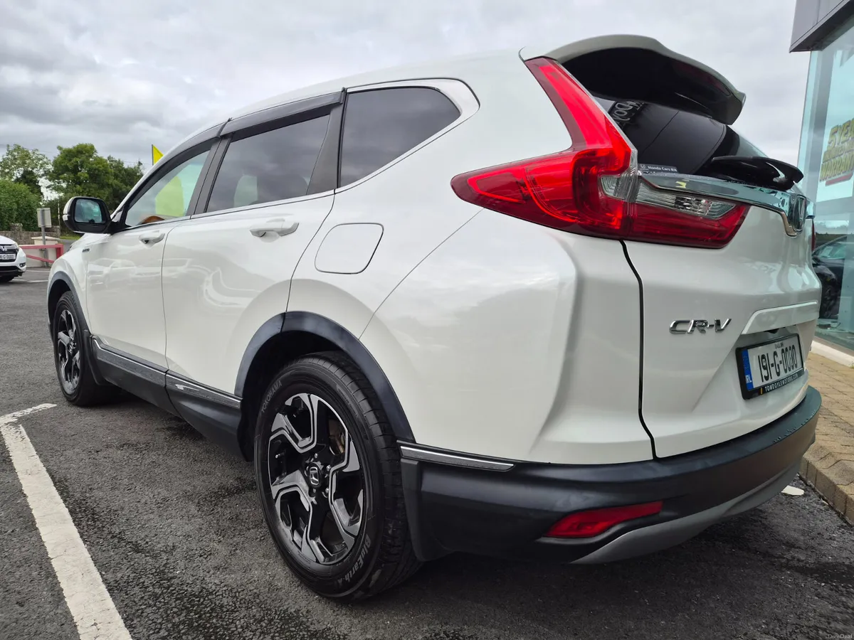 Honda CR-V 2019 2.0L Petrol Hybrid - Image 6