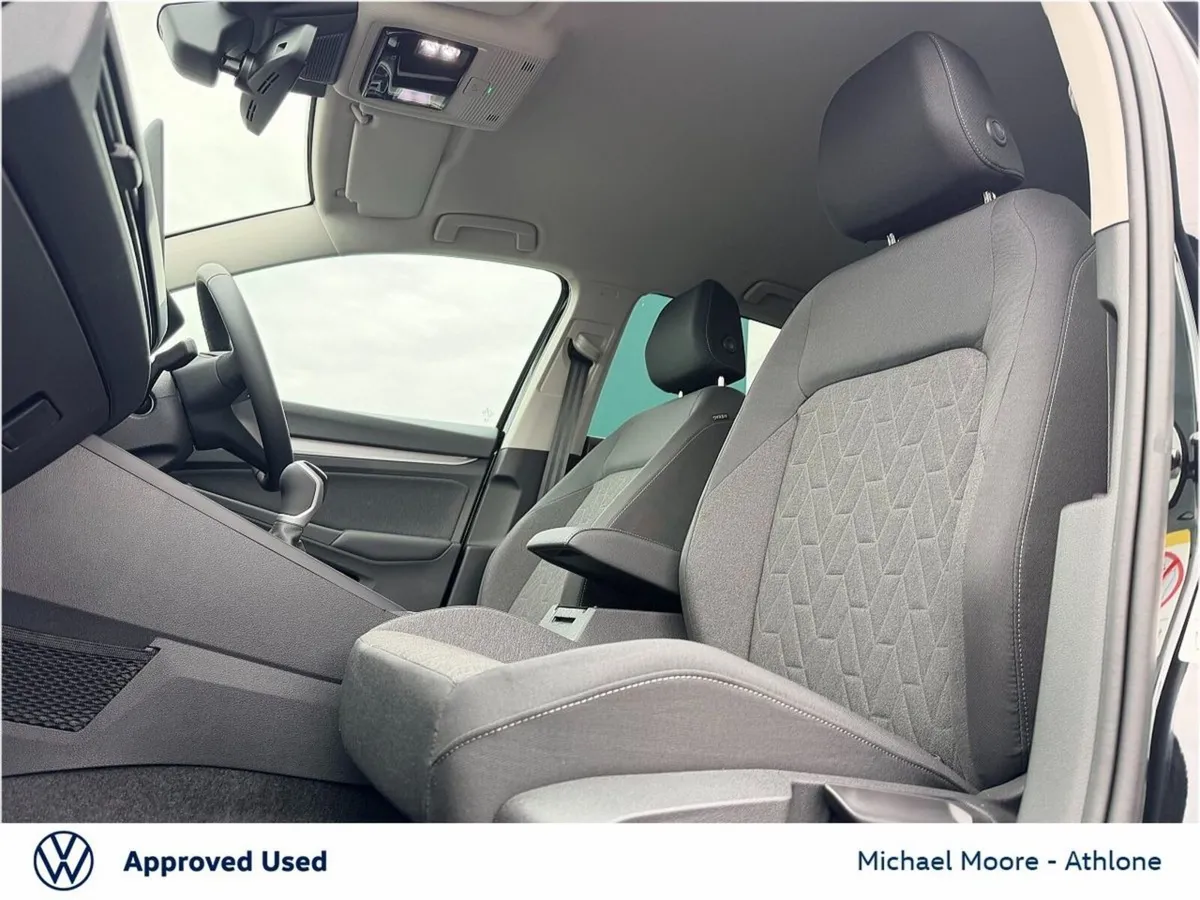 Volkswagen Golf GOLF EDITION 75 2.0 TDI 116HP - Image 3