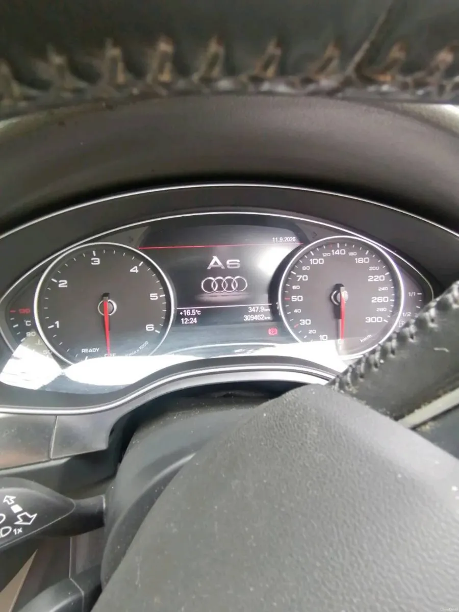 Car - Image 4