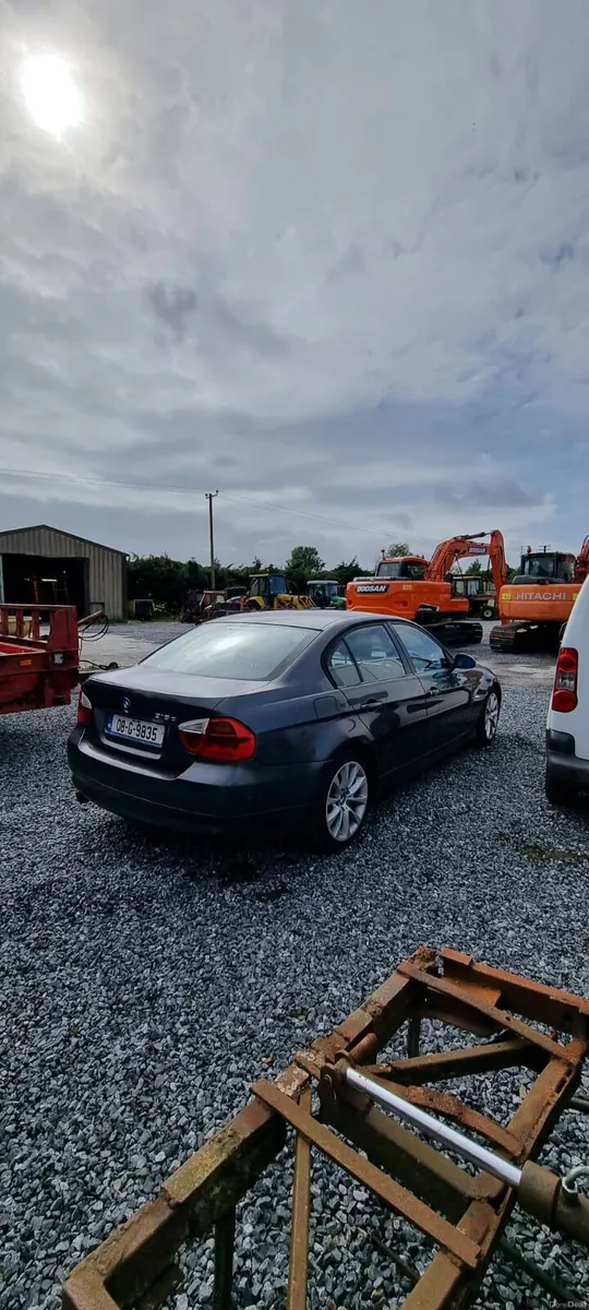 BMW 318 E90 - Image 3