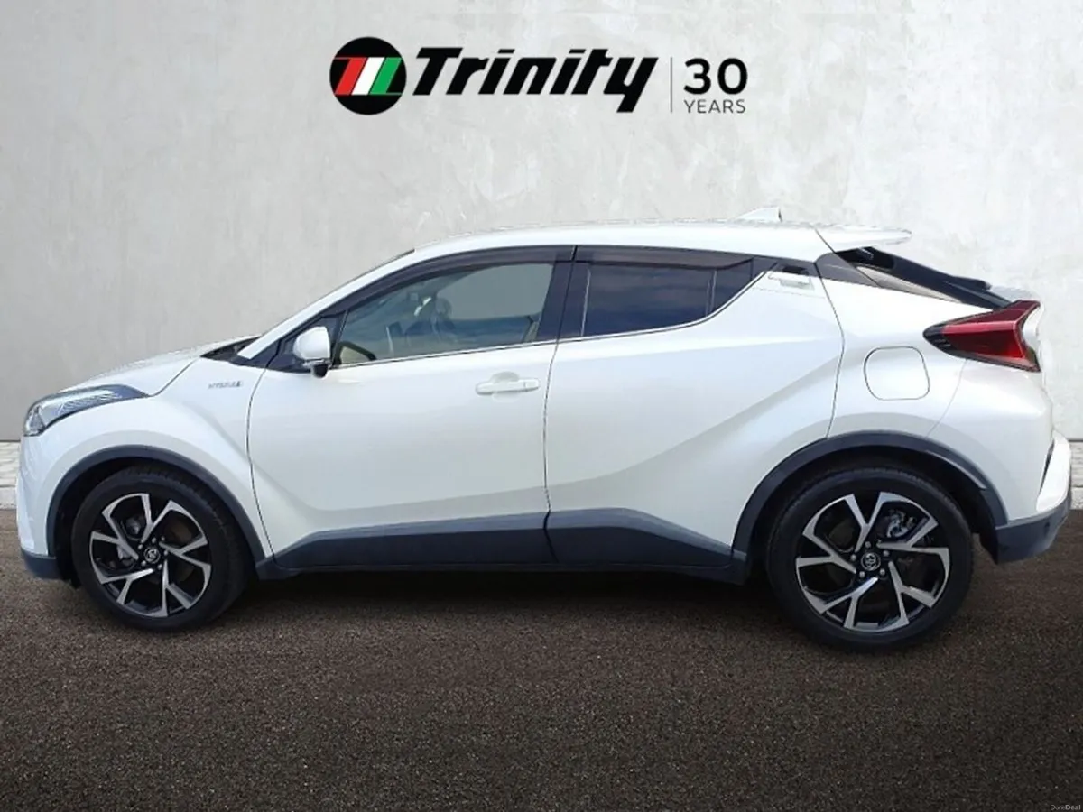 Toyota C-HR ** Z HYBRID ** HUGE SPEC ** TRINITY MO - Image 5