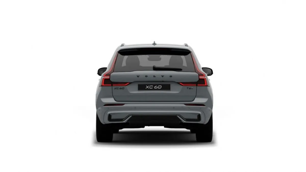 Volvo XC60 REDUCED SEPTEMBER OFFER ! Plus T6 AWD P - Image 5