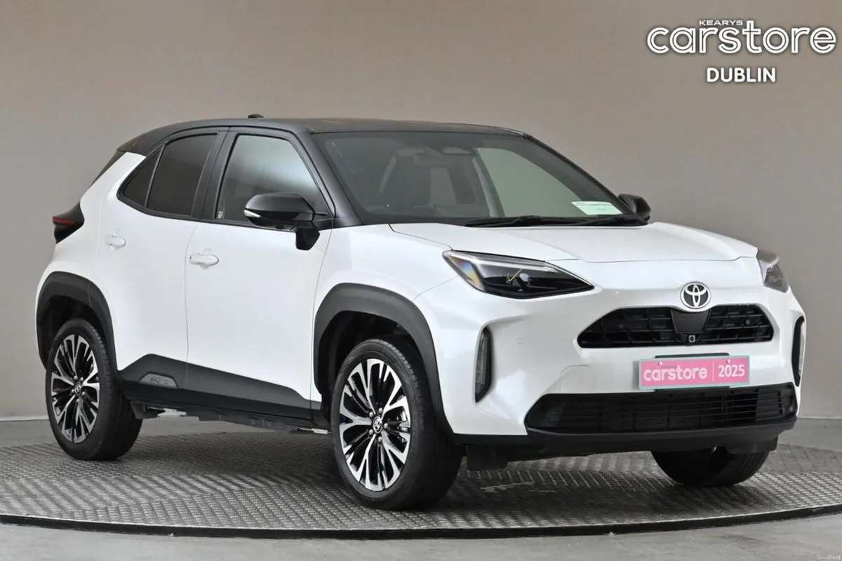 Toyota Yaris Cross 1.5 HYBRID **HALF LEATHER**360 - Image 1
