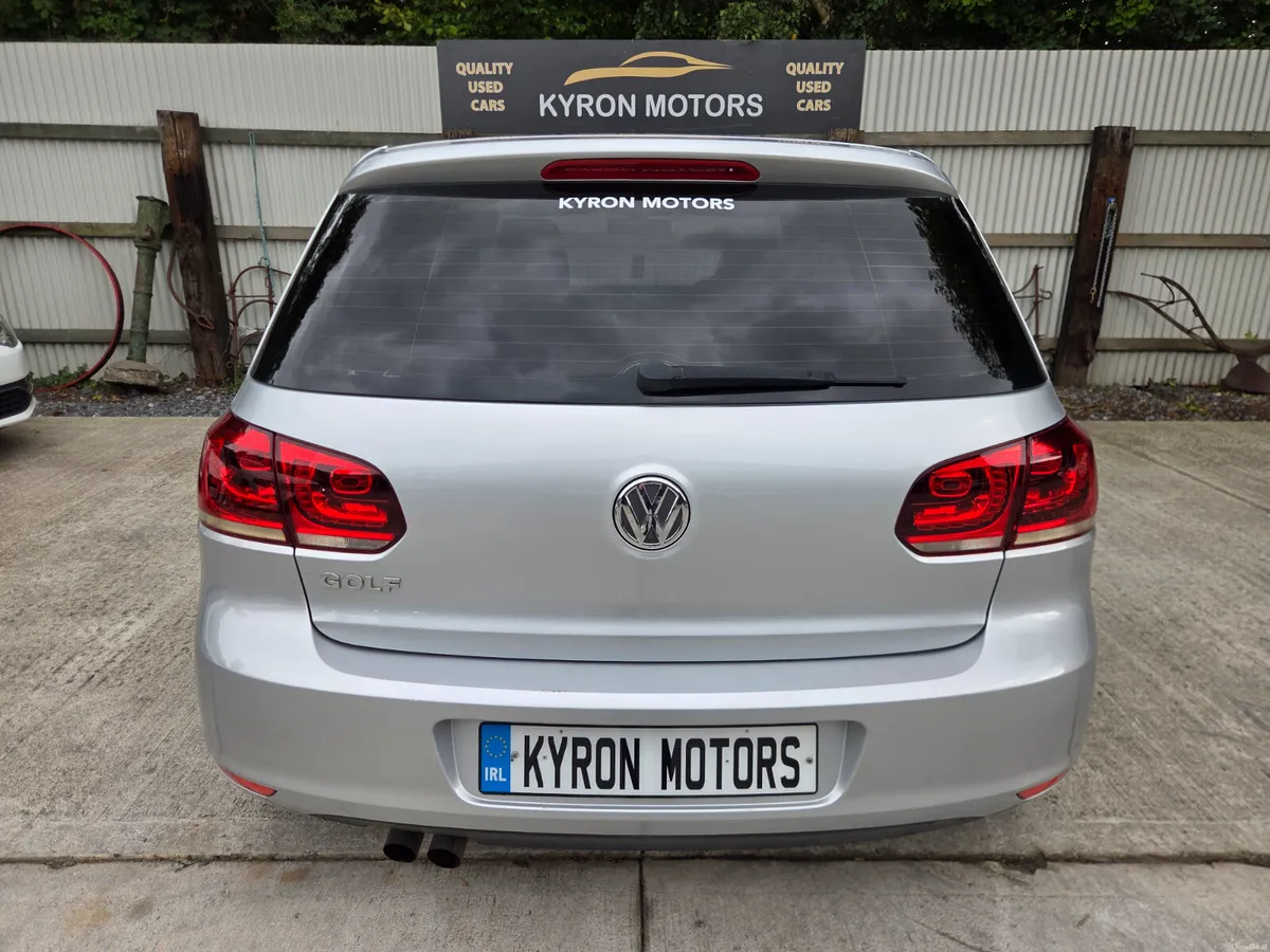 Volkswagen Golf Highline 1.4 TSI DSG *GTI Alloys* - Image 6