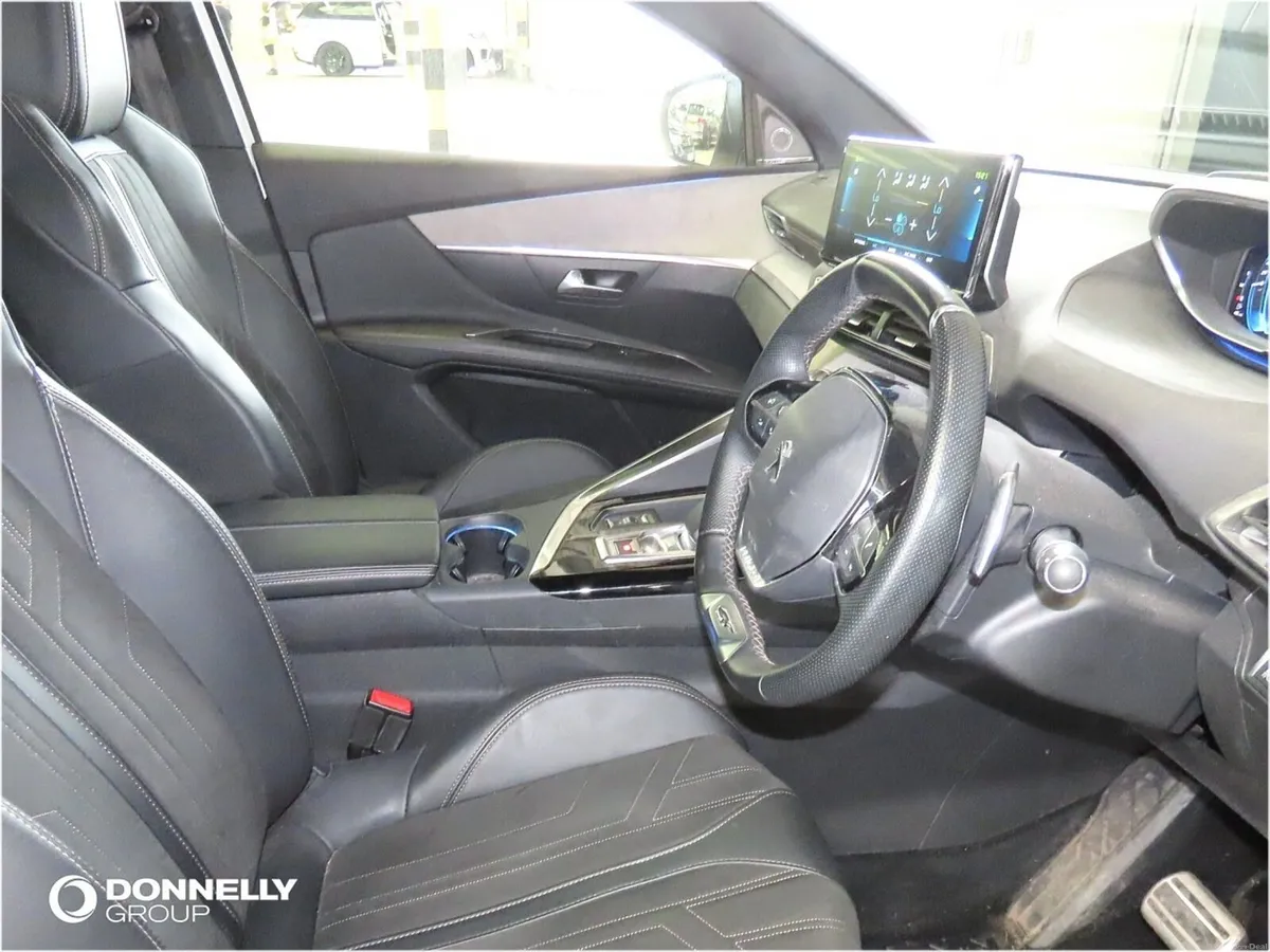 Peugeot 3008 1.6 Hybrid 225 GT Premium 5dr e-EAT8 - Image 3